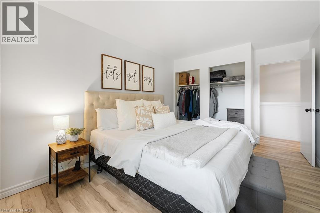 17 Old Pine Trail Unit# 150, St. Catharines, ON - Indoor Photo Showing Bedroom