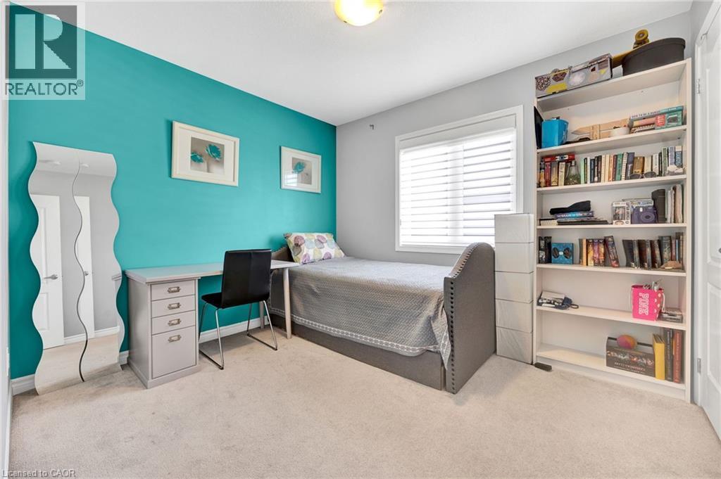 262 Grovehill Crescent, Kitchener, ON - Indoor Photo Showing Bedroom