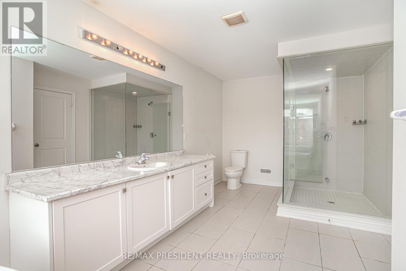 663 Anishinaabe Drive, Shelburne, ON - Indoor Photo Showing Bathroom