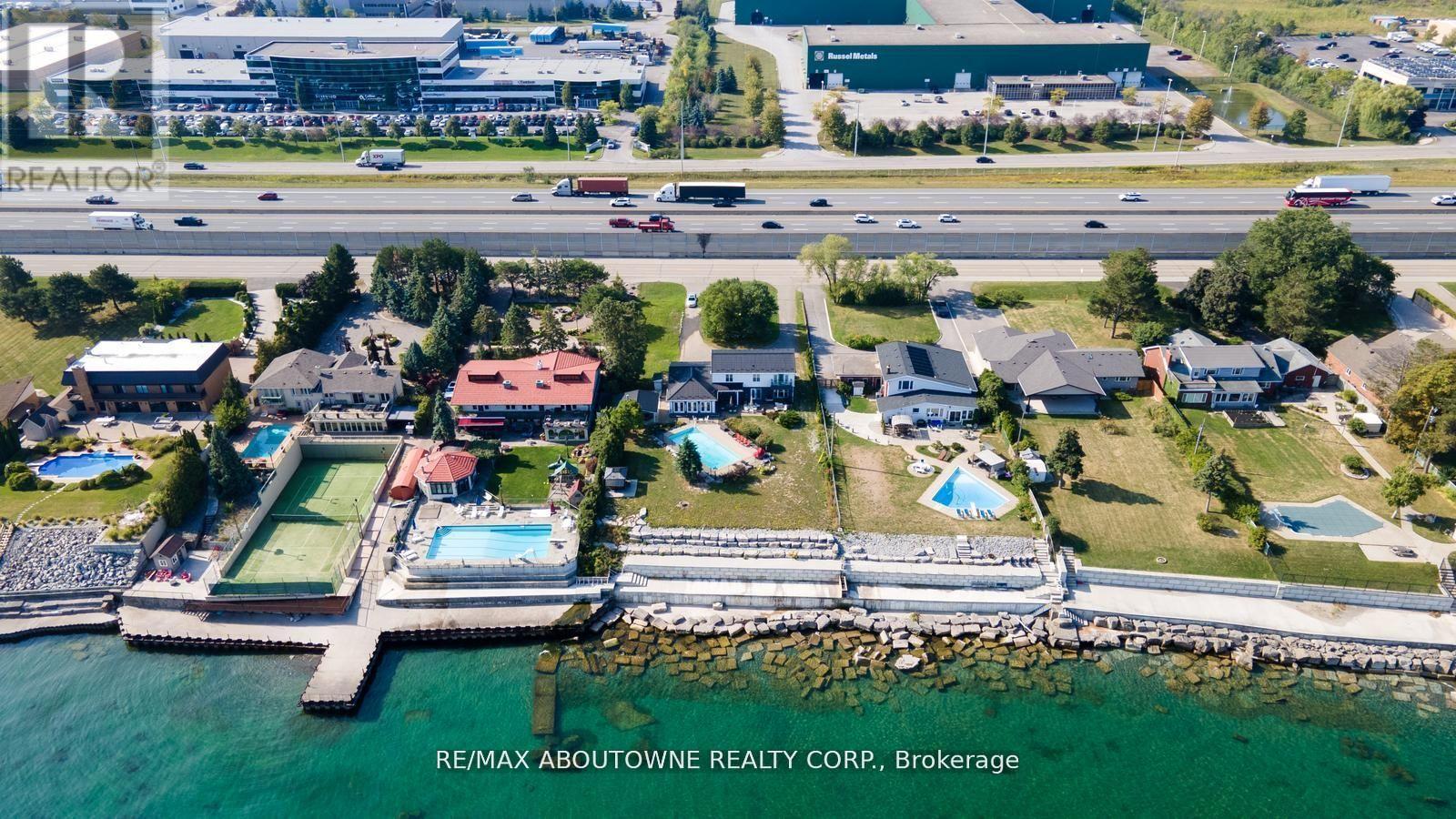 1073 North Service Road, Hamilton, ON - Outdoor With Body Of Water With View