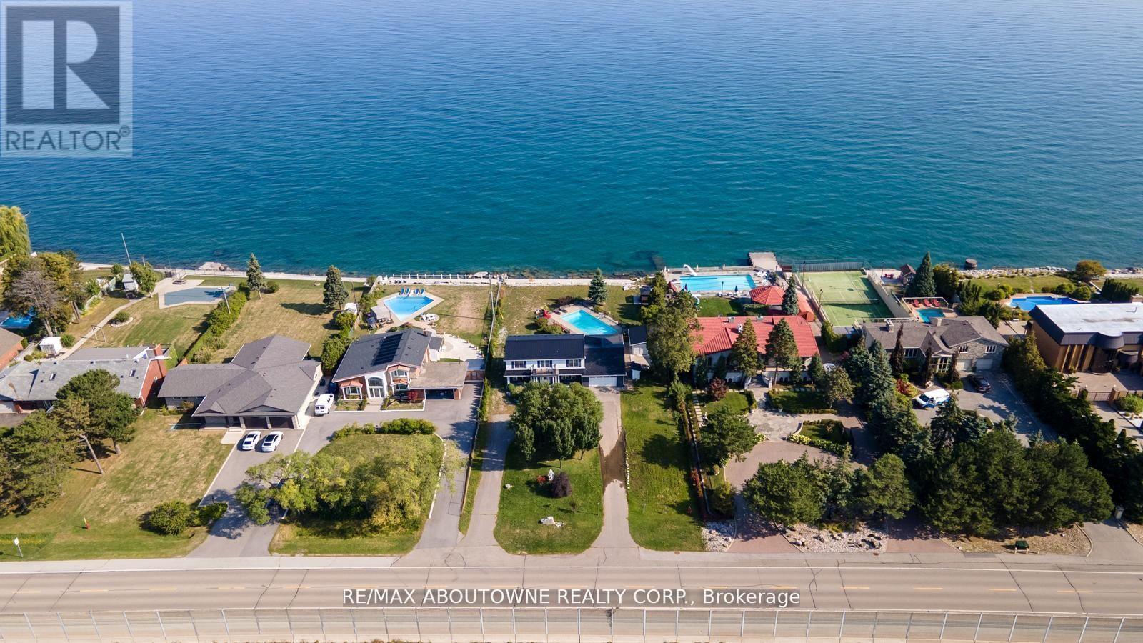 1073 North Service Road, Hamilton, ON - Outdoor With Body Of Water With View