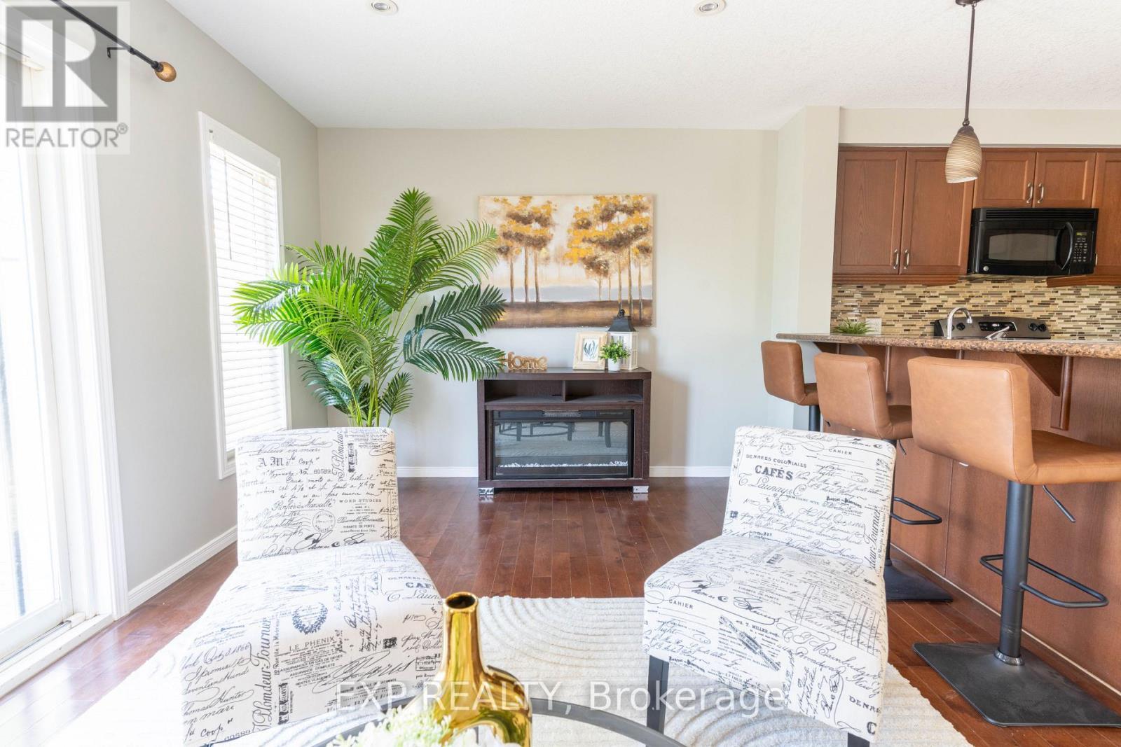 1319 Countrystone Drive, Kitchener, ON - Indoor