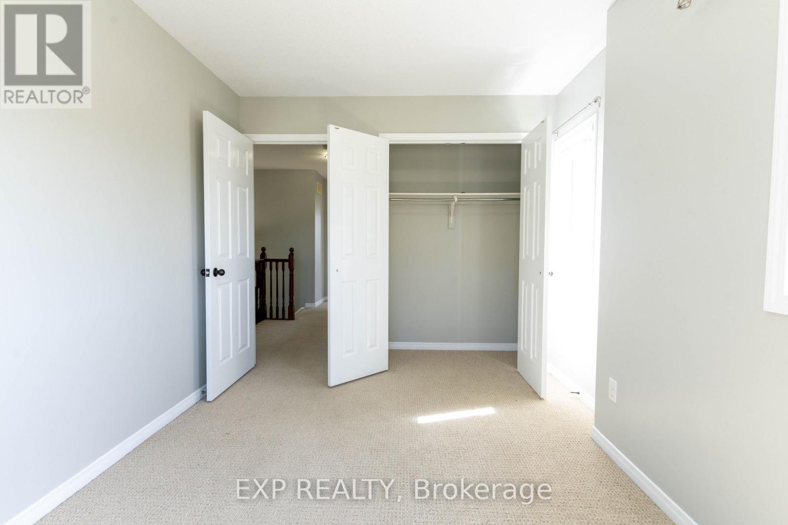 1319 Countrystone Drive, Kitchener, ON - Indoor Photo Showing Other Room