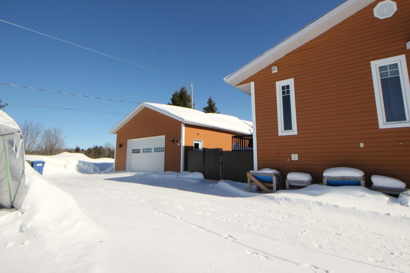 Garage - 841 4E Avenue E., Amos, QC - Outdoor With Exterior