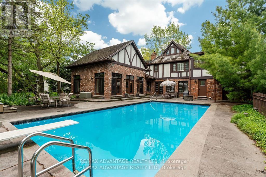 1510 Ryersie Road, London North (North A), ON - Outdoor With In Ground Pool With Deck Patio Veranda