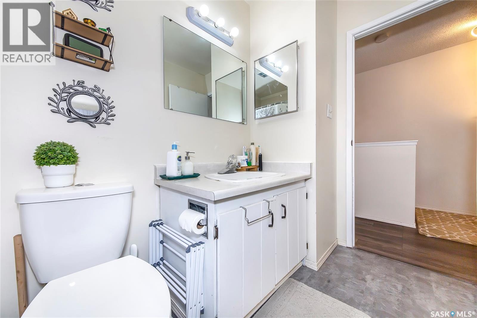 147 1128 Mckercher Drive, Saskatoon, SK - Indoor Photo Showing Bathroom