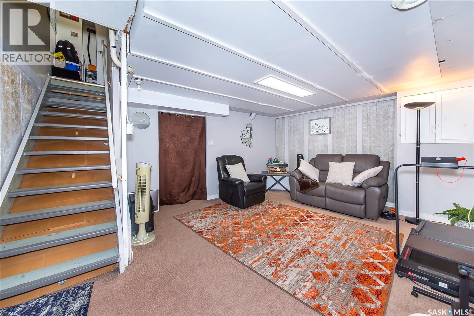 147 1128 Mckercher Drive, Saskatoon, SK - Indoor Photo Showing Other Room