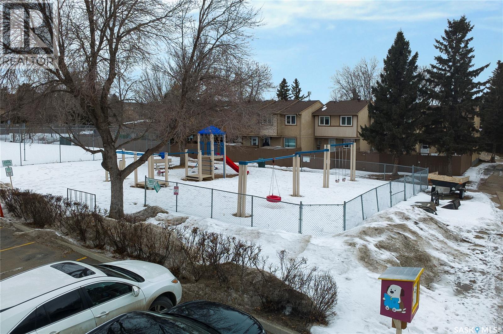 147 1128 Mckercher Drive, Saskatoon, SK - Outdoor