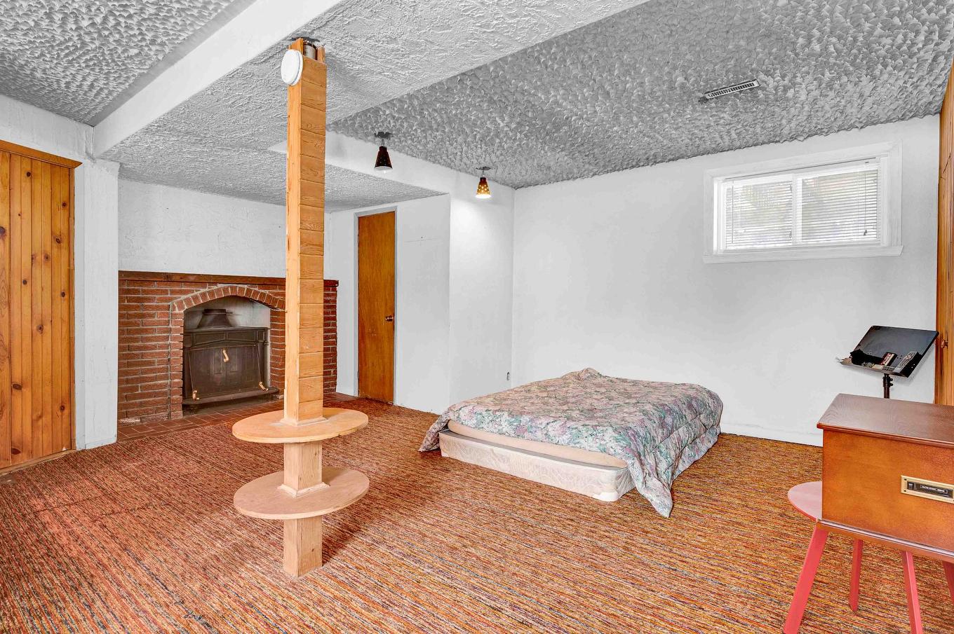 Salle familiale - 3765 Rue De Cambrai, Laval (Saint-François), QC - Indoor Photo Showing Other Room