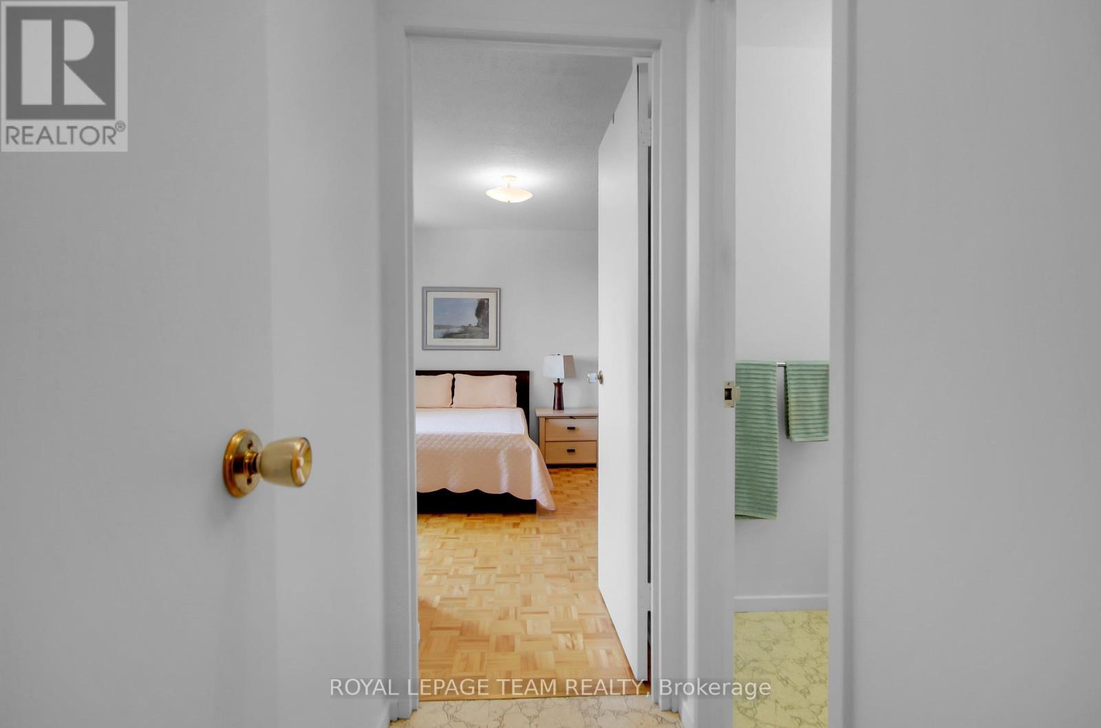 Hallway - 708 - 20 Chesterton Drive, Ottawa, ON - Indoor