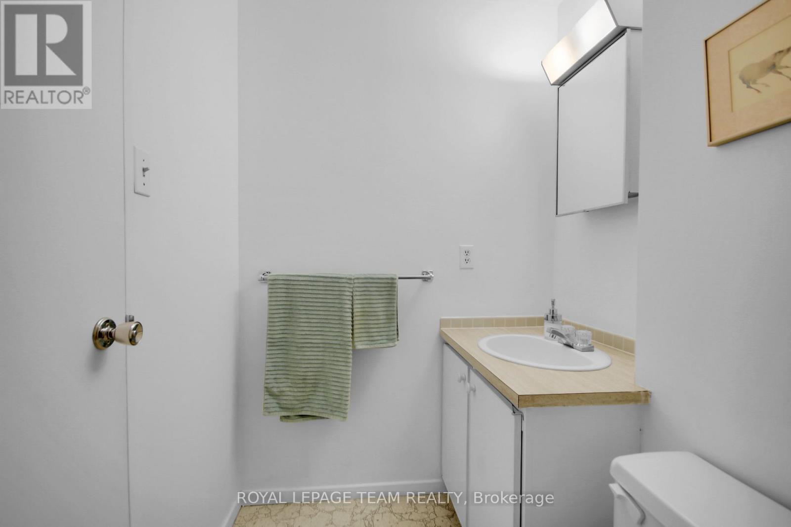 Bathroom - 708 - 20 Chesterton Drive, Ottawa, ON - Indoor Photo Showing Bathroom