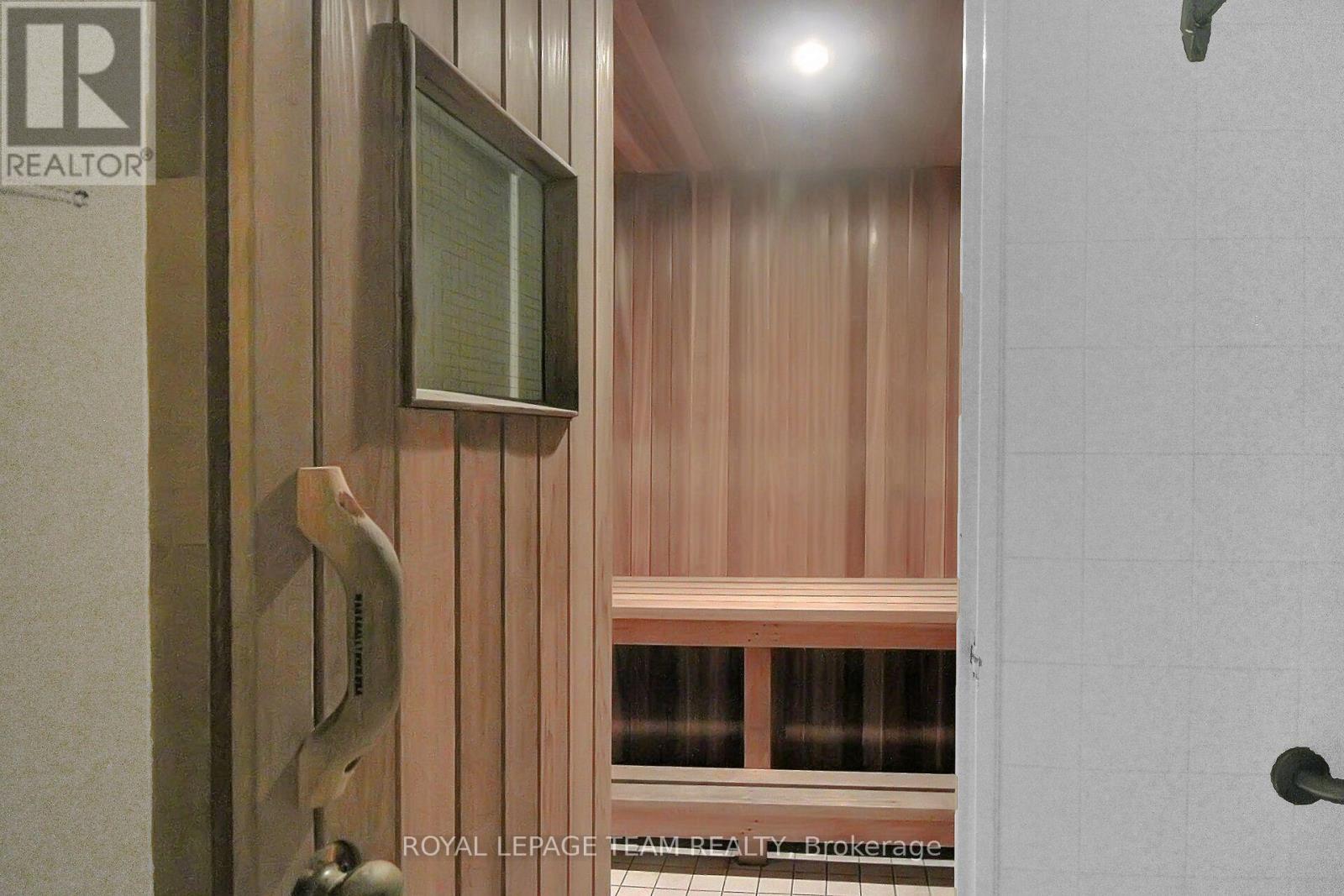 Sauna - 708 - 20 Chesterton Drive, Ottawa, ON - Indoor