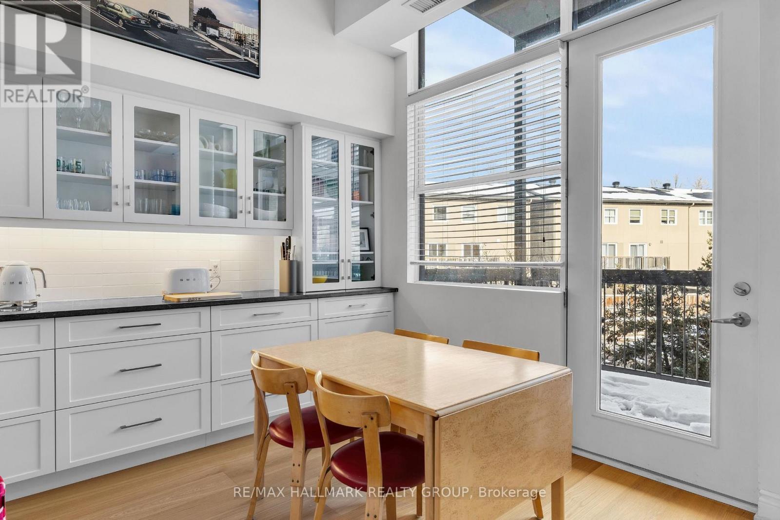 211 - 345 St Denis Street, Ottawa, ON - Indoor