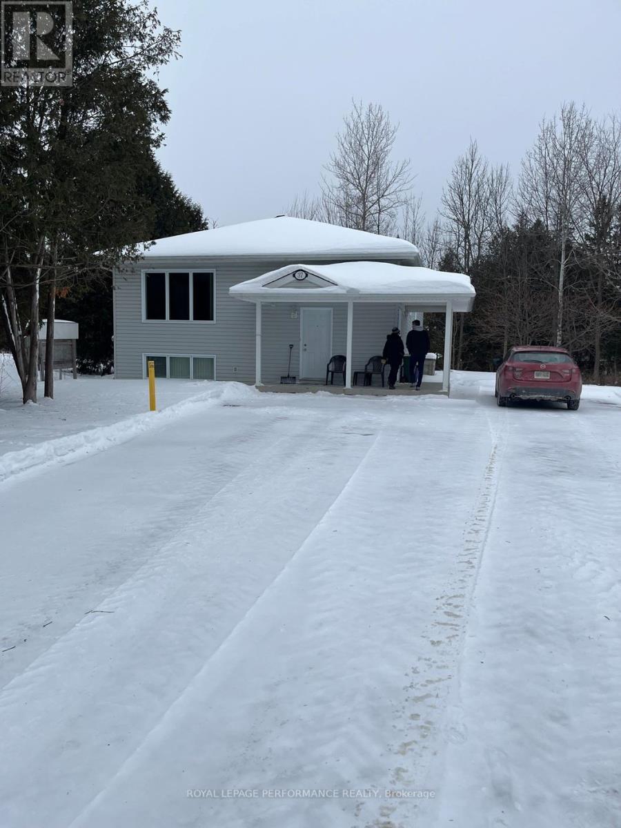 35, 35A And 37 Cloverloft Court, Ottawa, ON - Outdoor