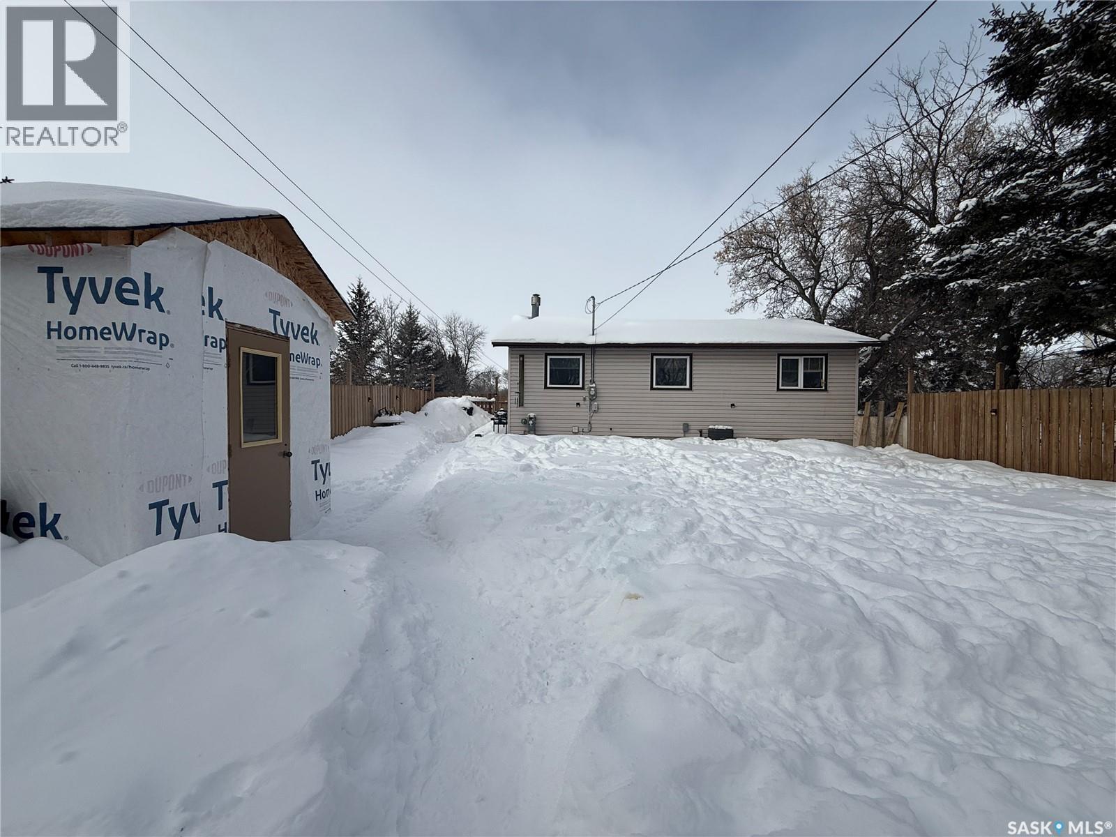 104 Main Street S, Watson, SK - Outdoor
