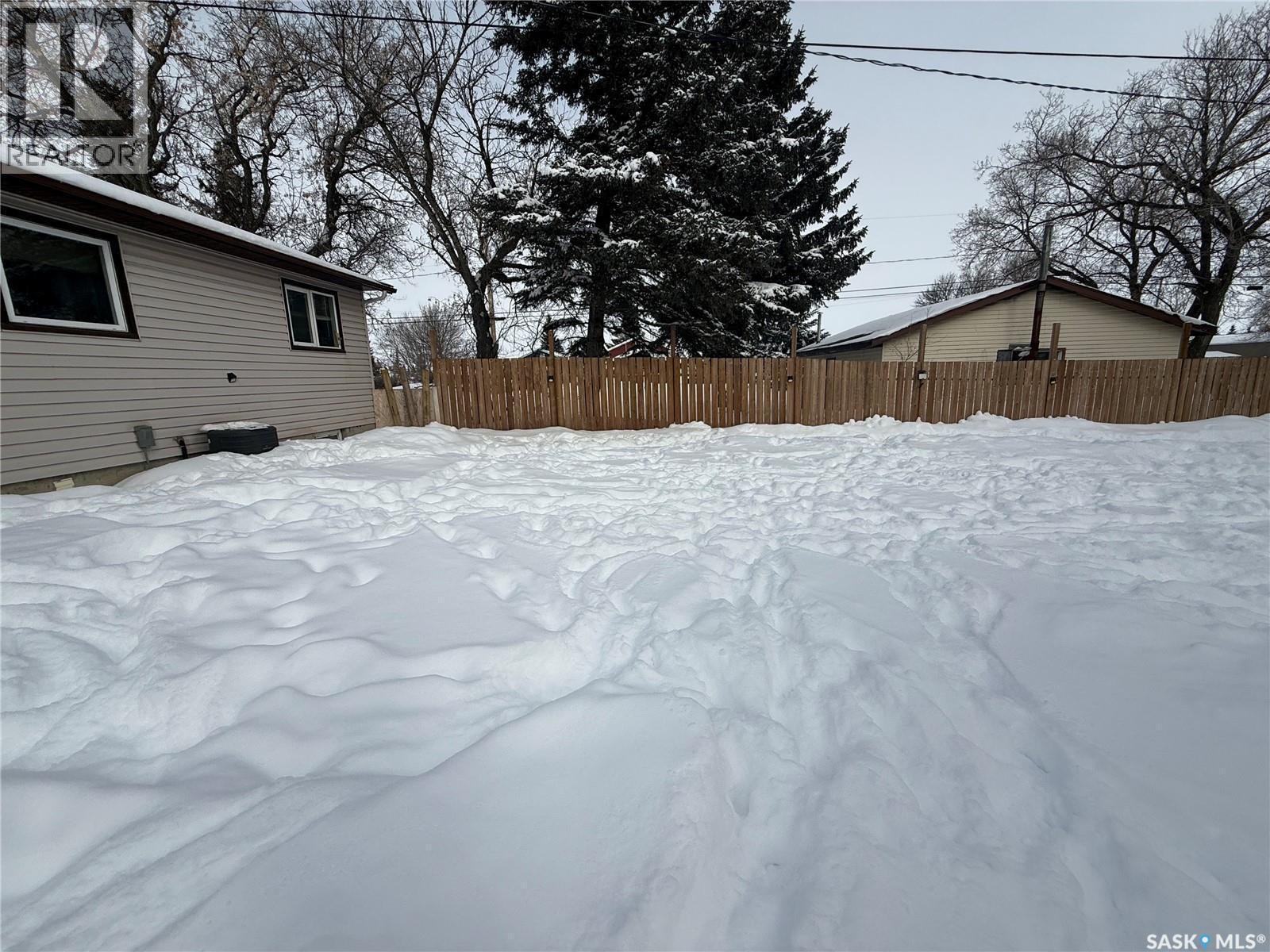 104 Main Street S, Watson, SK - Outdoor