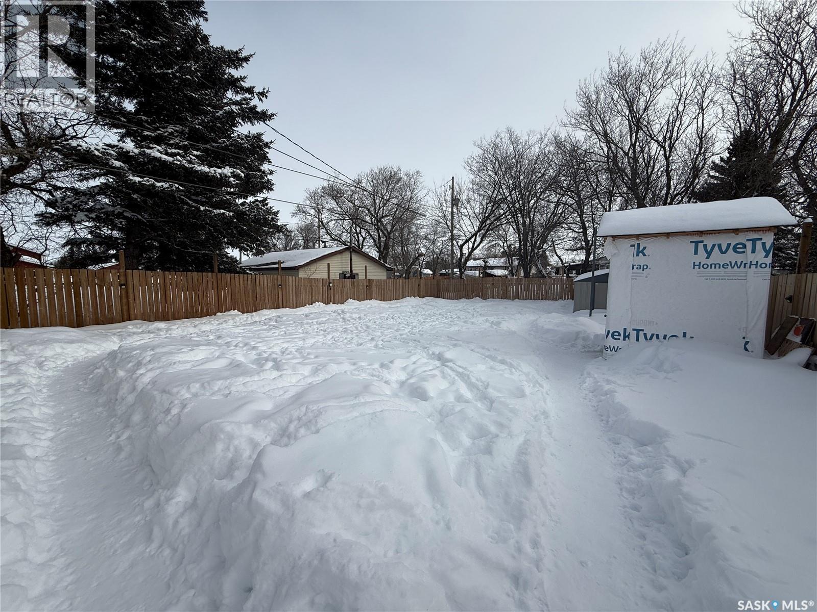 104 Main Street S, Watson, SK - Outdoor