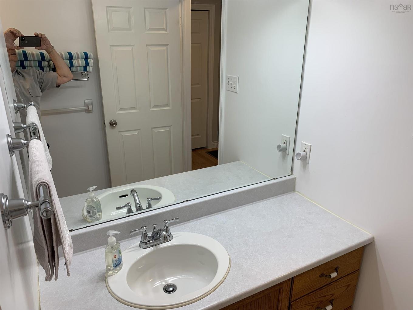 1 Cassandra Drive, Dartmouth, NS