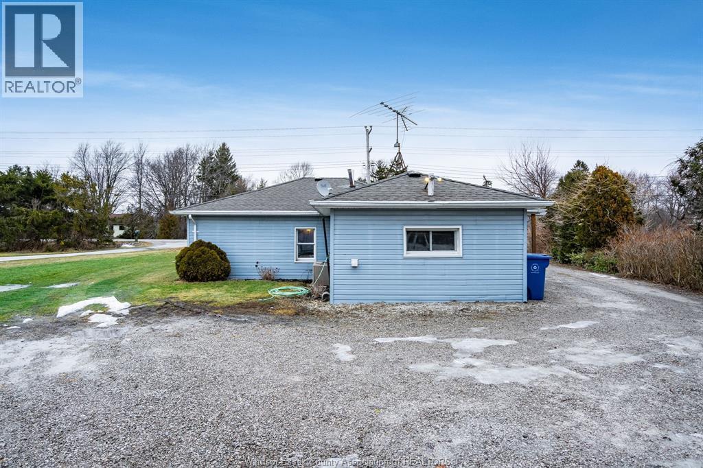 672 Talbot Road, Maidstone, ON - Outdoor