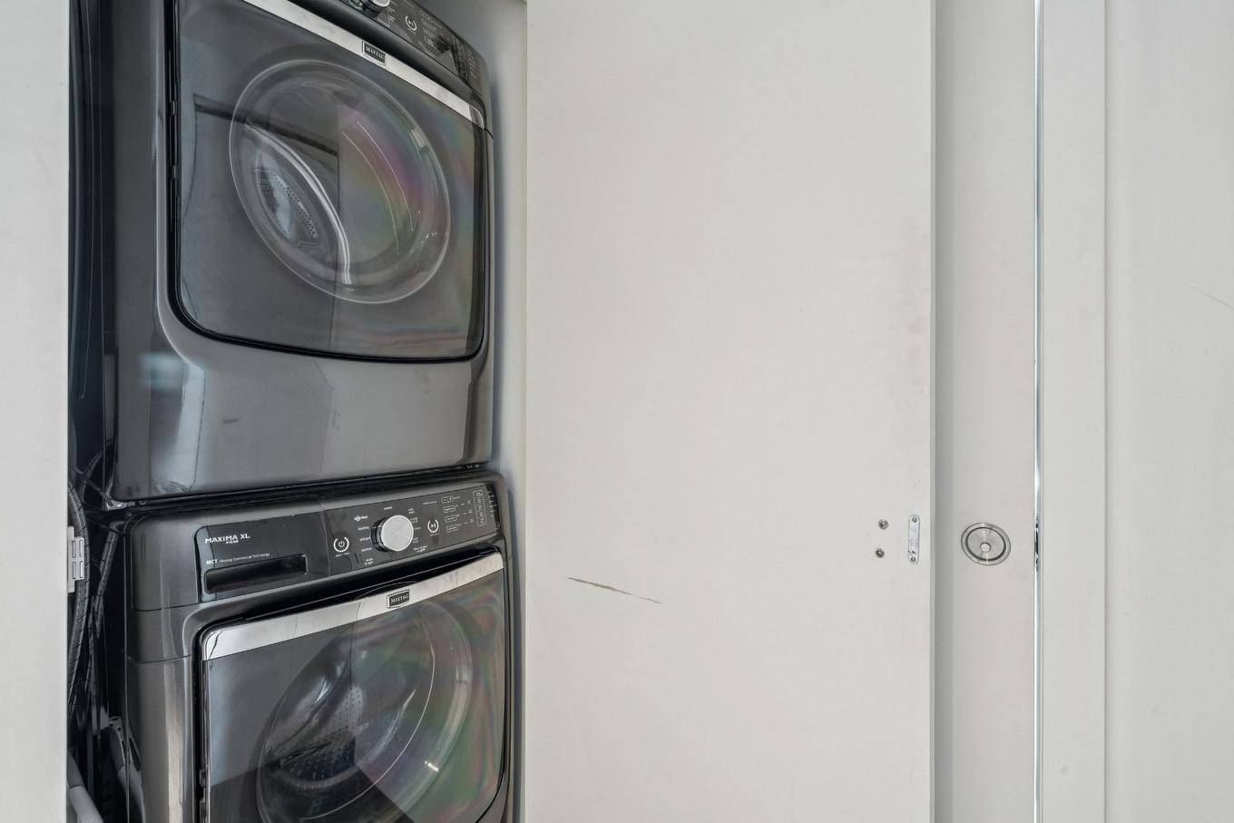 Bathroom - 1204-1085 Rue Smith, Montréal (Le Sud-Ouest), QC - Indoor Photo Showing Laundry Room