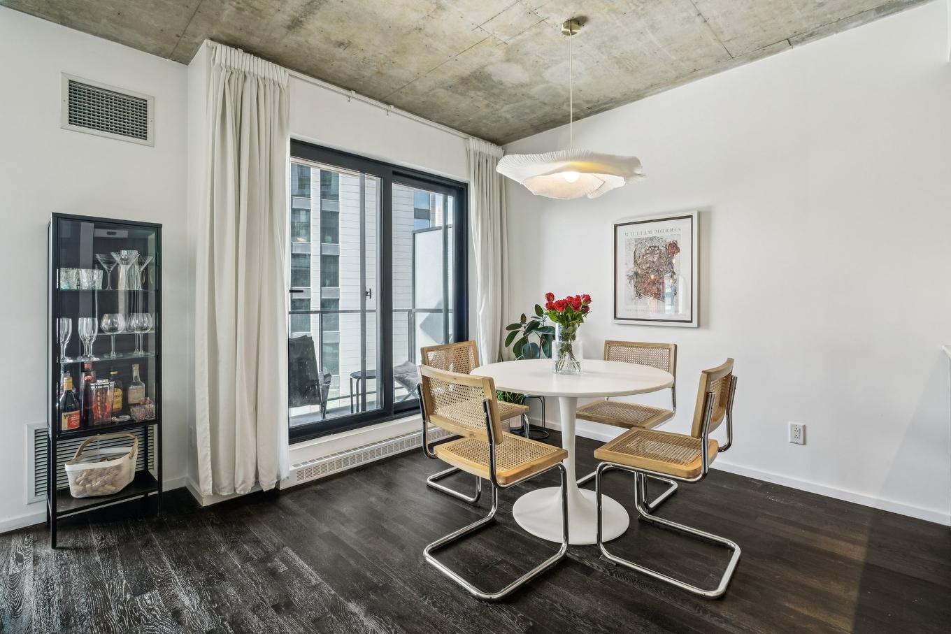 Dining room - 1204-1085 Rue Smith, Montréal (Le Sud-Ouest), QC - Indoor Photo Showing Dining Room