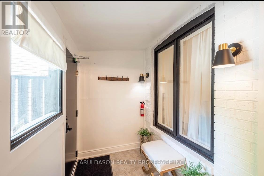 1 Givins Street, Toronto, ON - Indoor Photo Showing Other Room