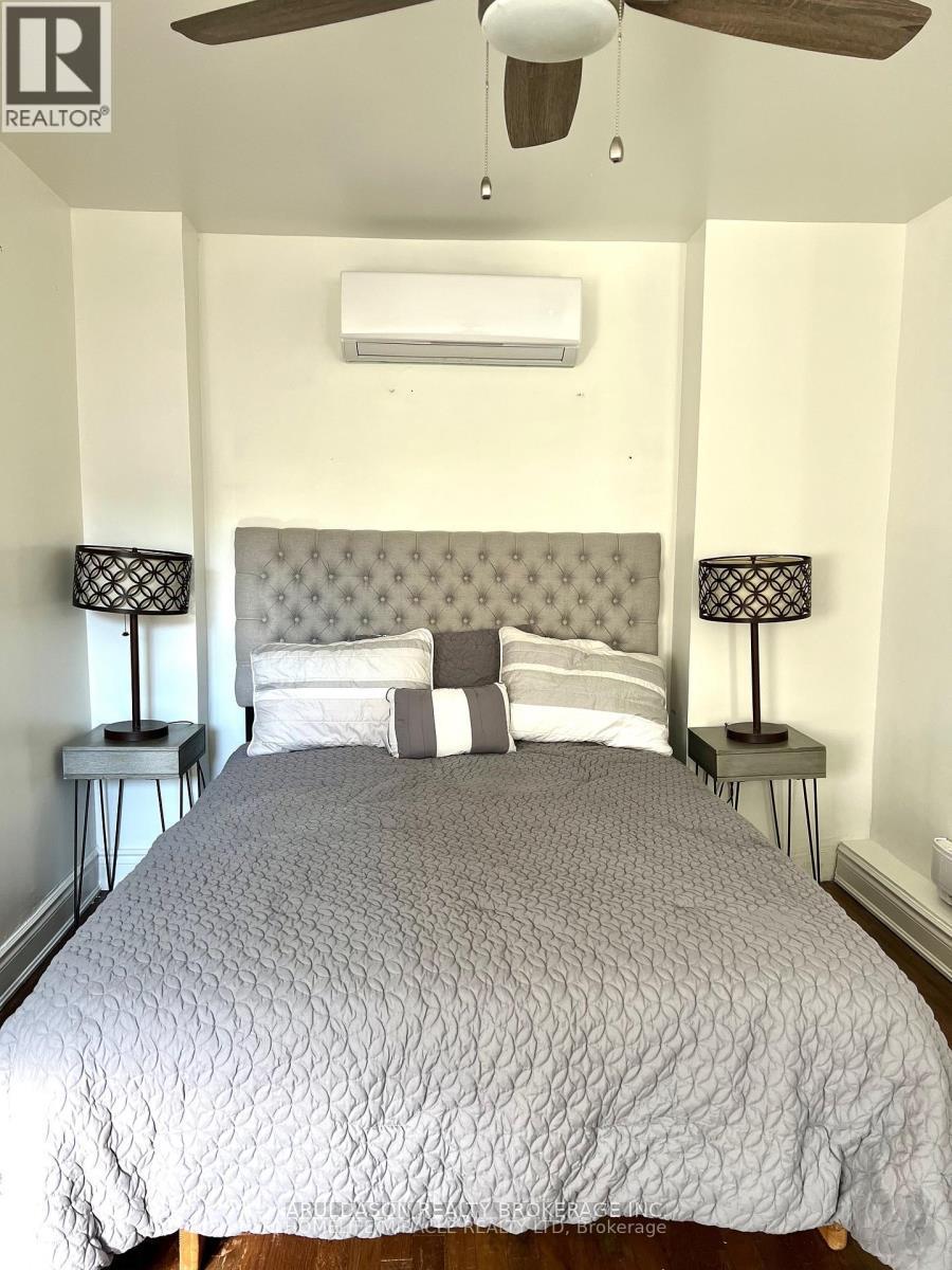 1 Givins Street, Toronto, ON - Indoor Photo Showing Bedroom