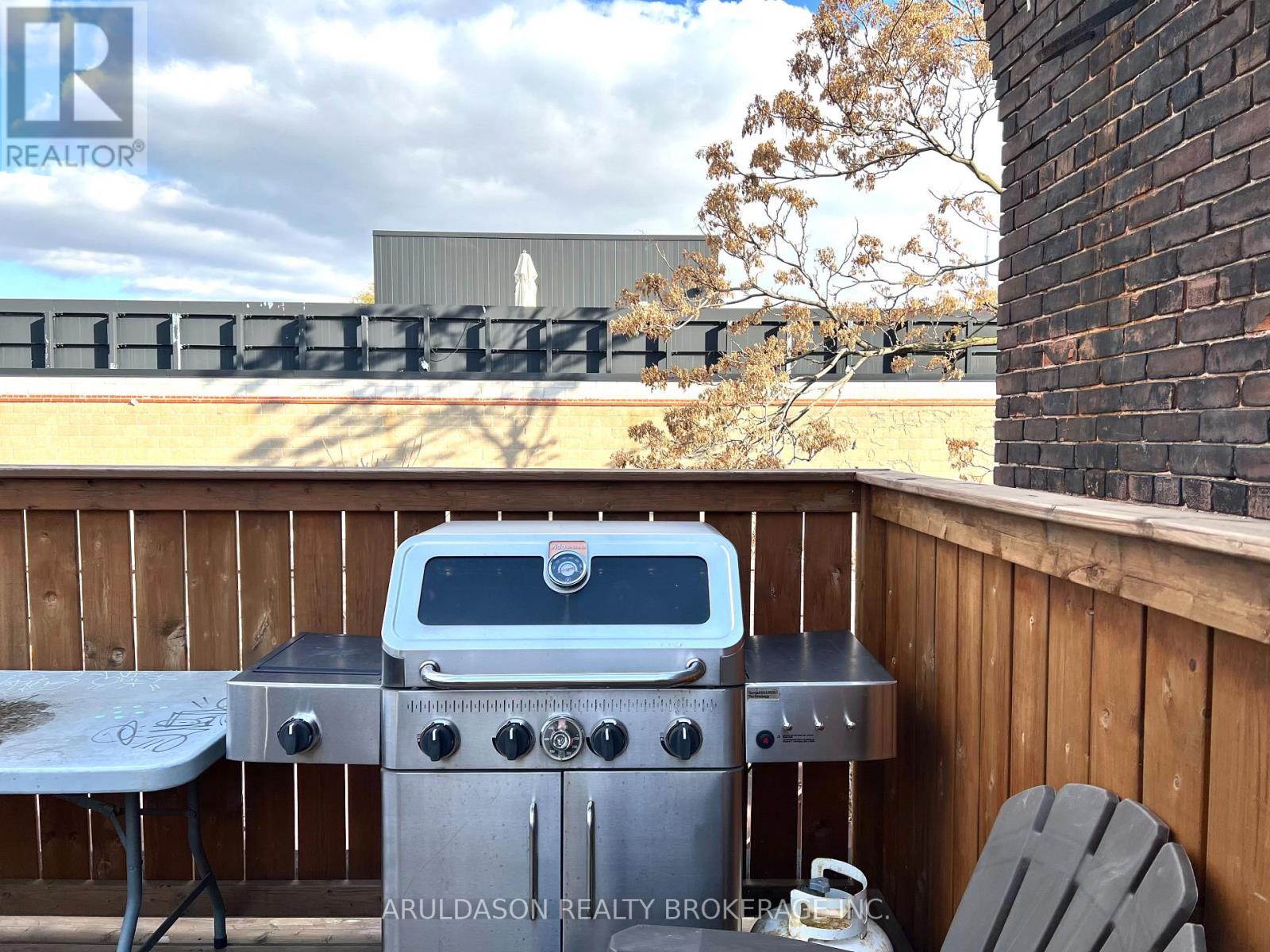 1 Givins Street, Toronto, ON - Outdoor