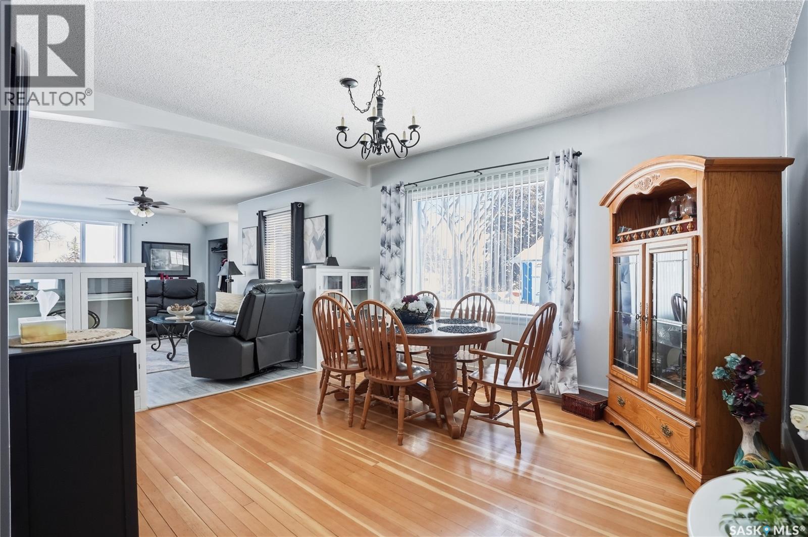 408 1St Street S, Waldheim, SK - Indoor Photo Showing Dining Room