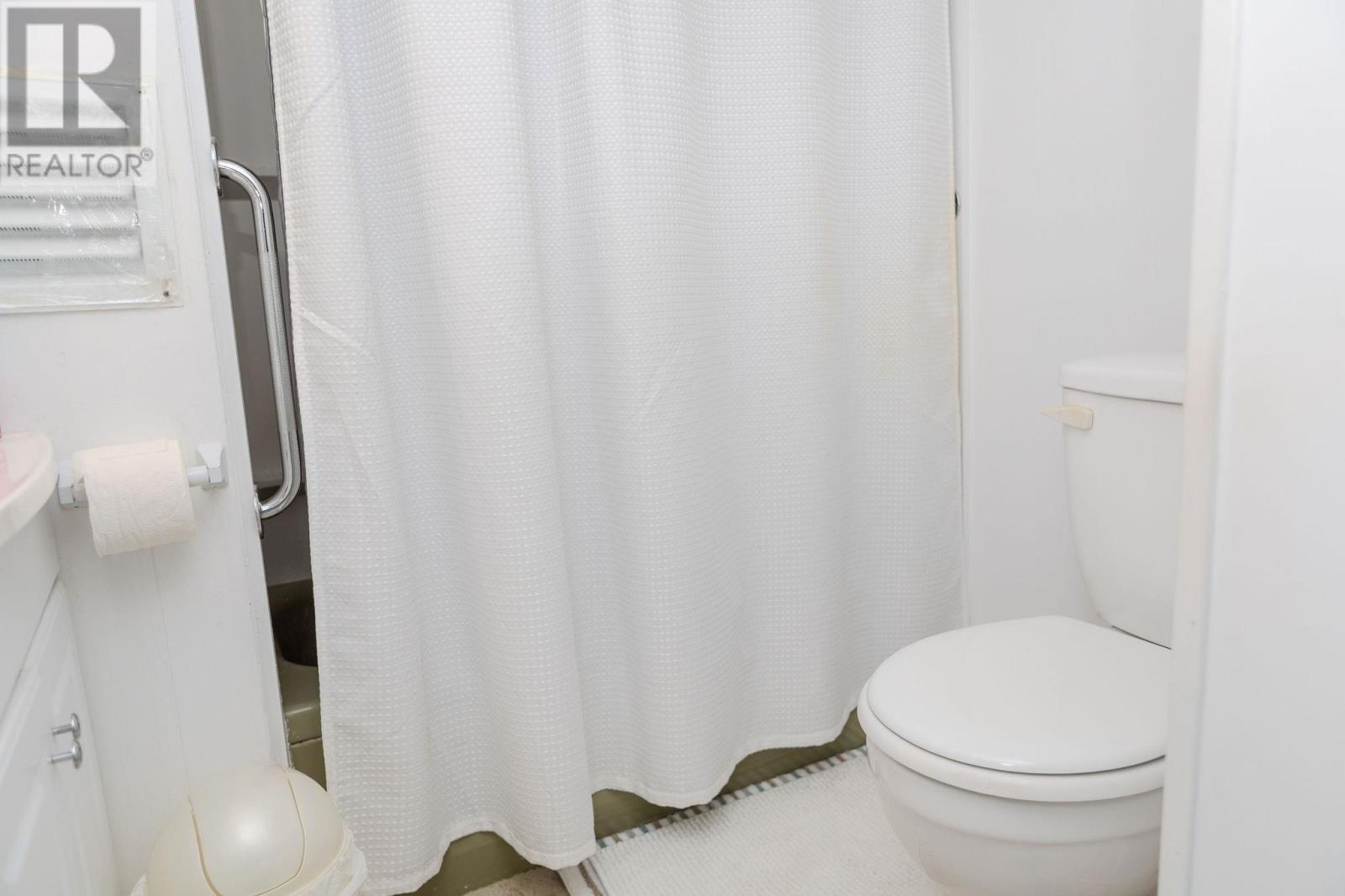 100 Old Highway 17 N # 26, Sault Ste. Marie, ON - Indoor Photo Showing Bathroom