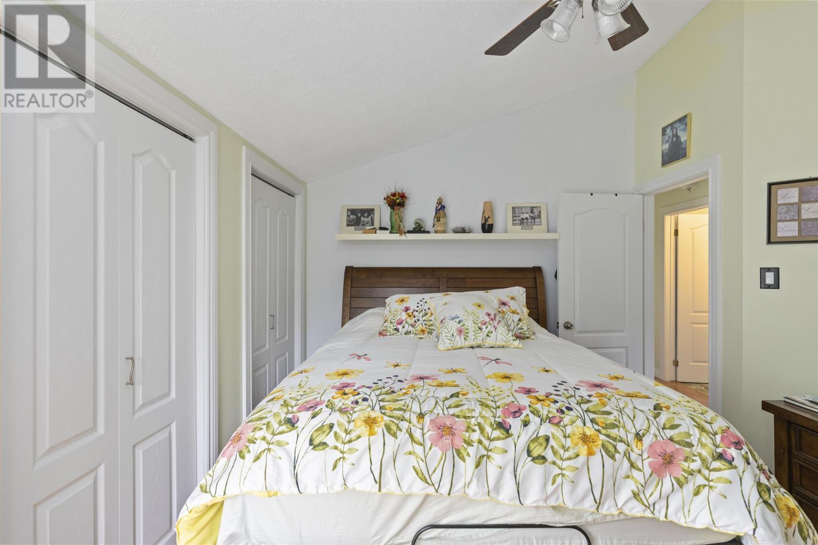 1856 F & G Line Rd, Richards Landing, ON - Indoor Photo Showing Bedroom