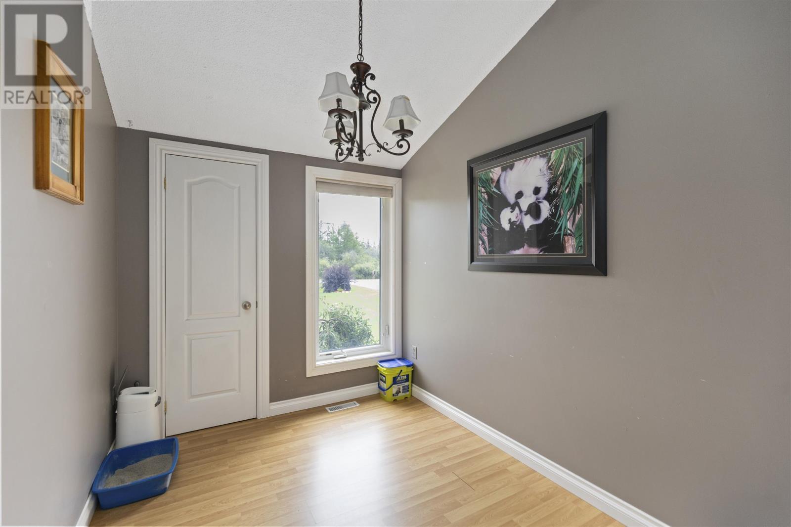 1856 F & G Line Rd, Richards Landing, ON - Indoor Photo Showing Other Room