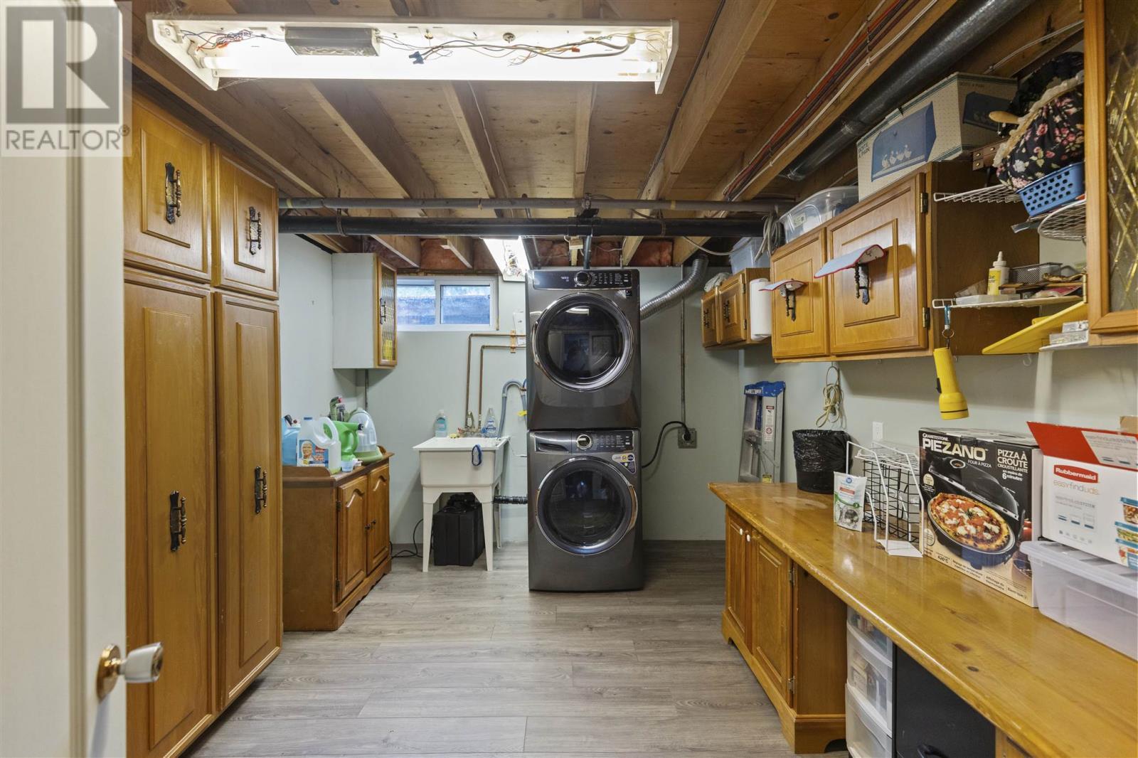1856 F & G Line Rd, Richards Landing, ON - Indoor Photo Showing Laundry Room