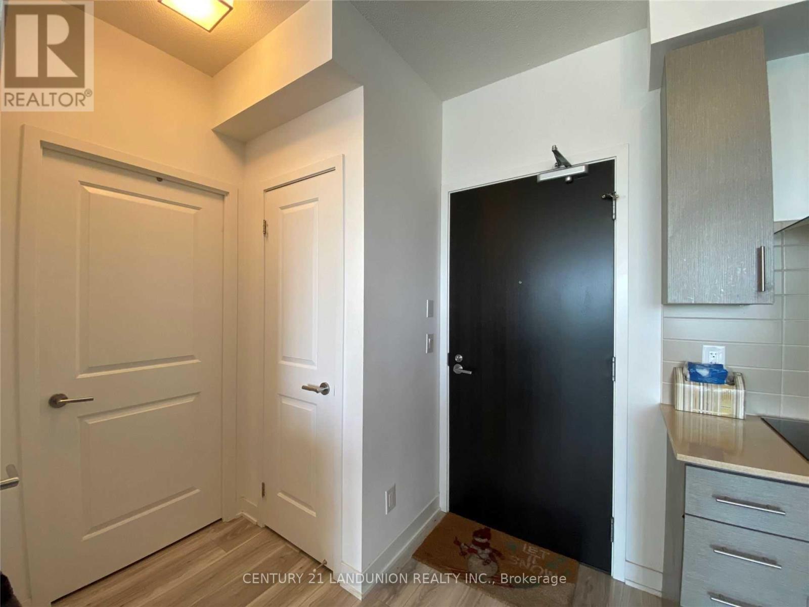 2311 - 195 Bonis Avenue, Toronto, ON - Indoor Photo Showing Other Room