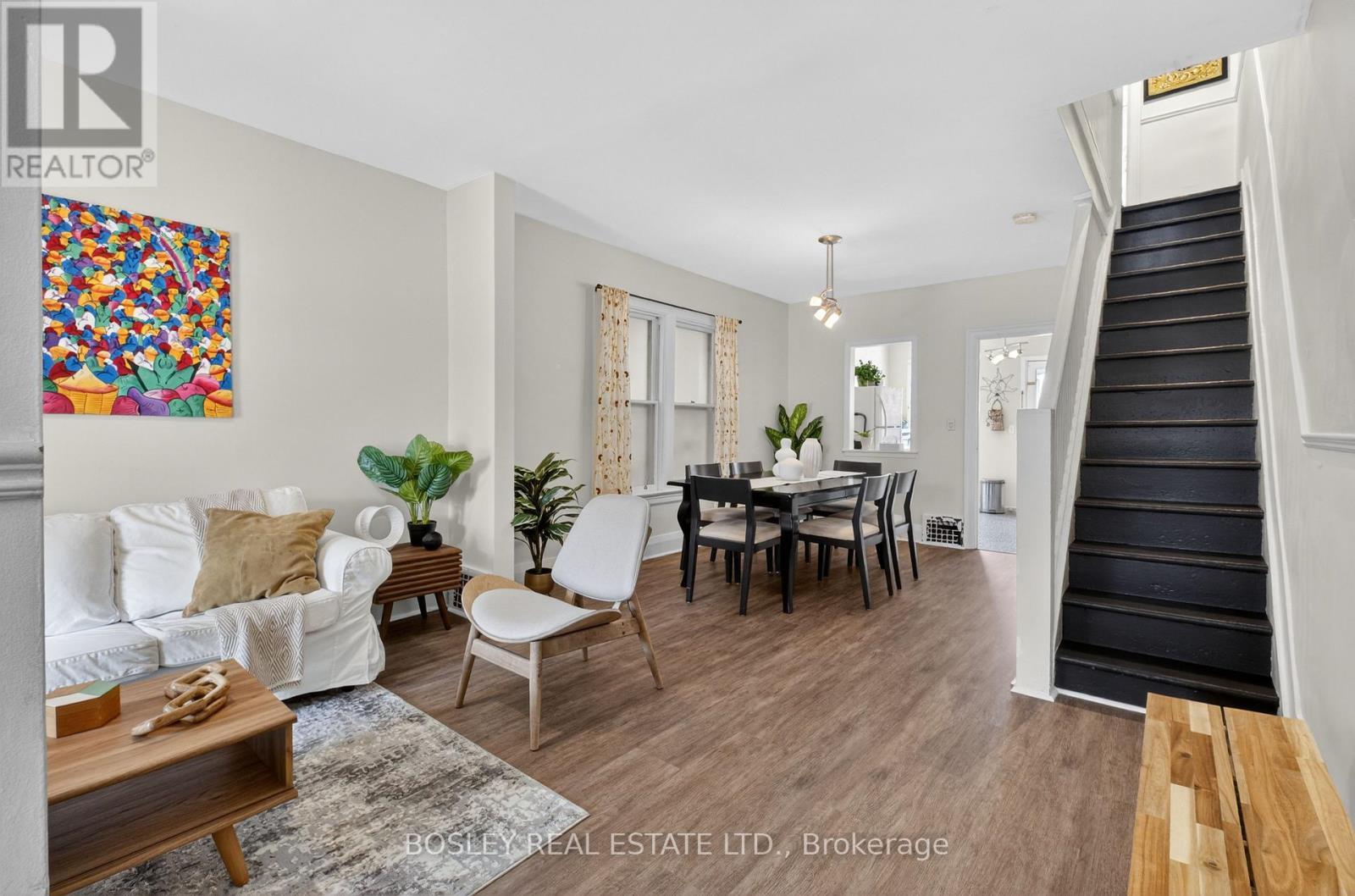 51 Bastedo Avenue, Toronto, ON - Indoor Photo Showing Living Room