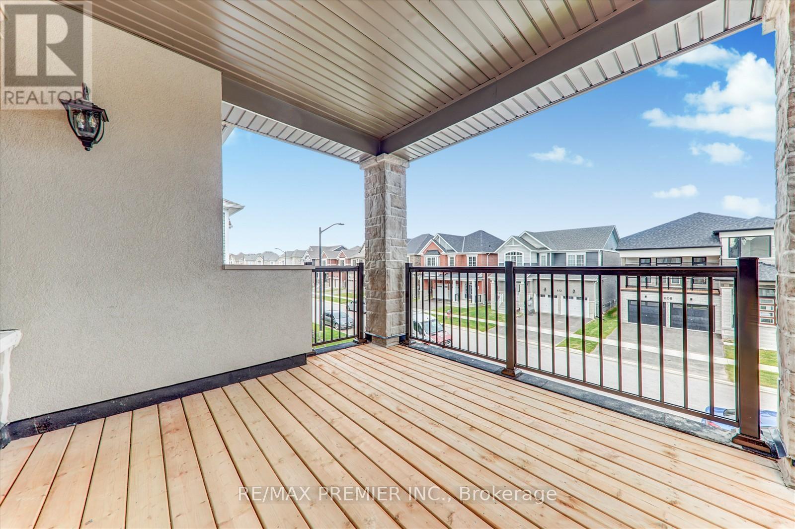 609 Mika Street, Innisfil, ON - Outdoor With Exterior