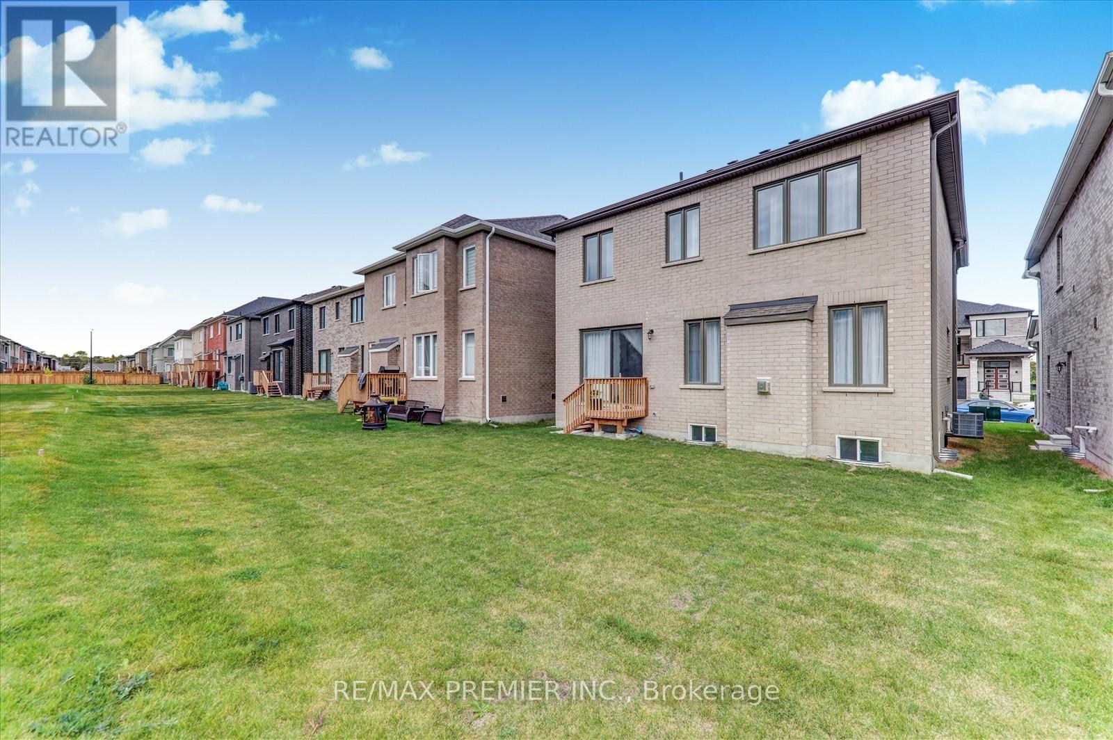 609 Mika Street, Innisfil, ON - Outdoor