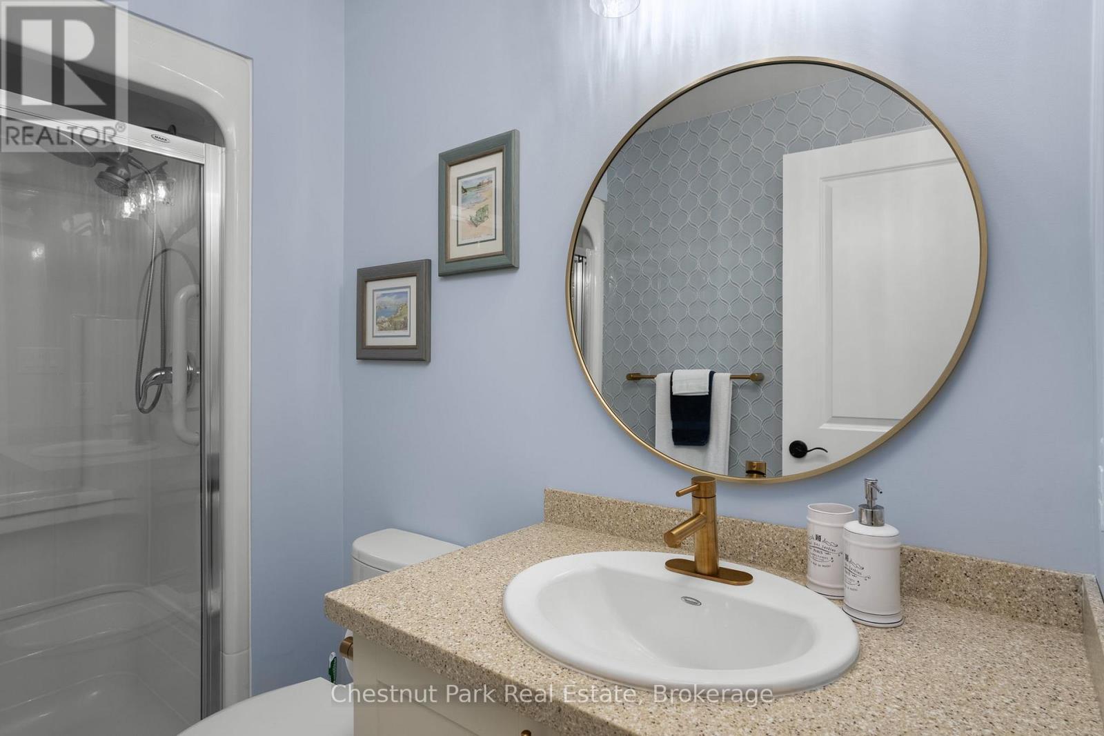 402 - 391B Manitoba Street, Bracebridge (Macaulay), ON - Indoor Photo Showing Bathroom