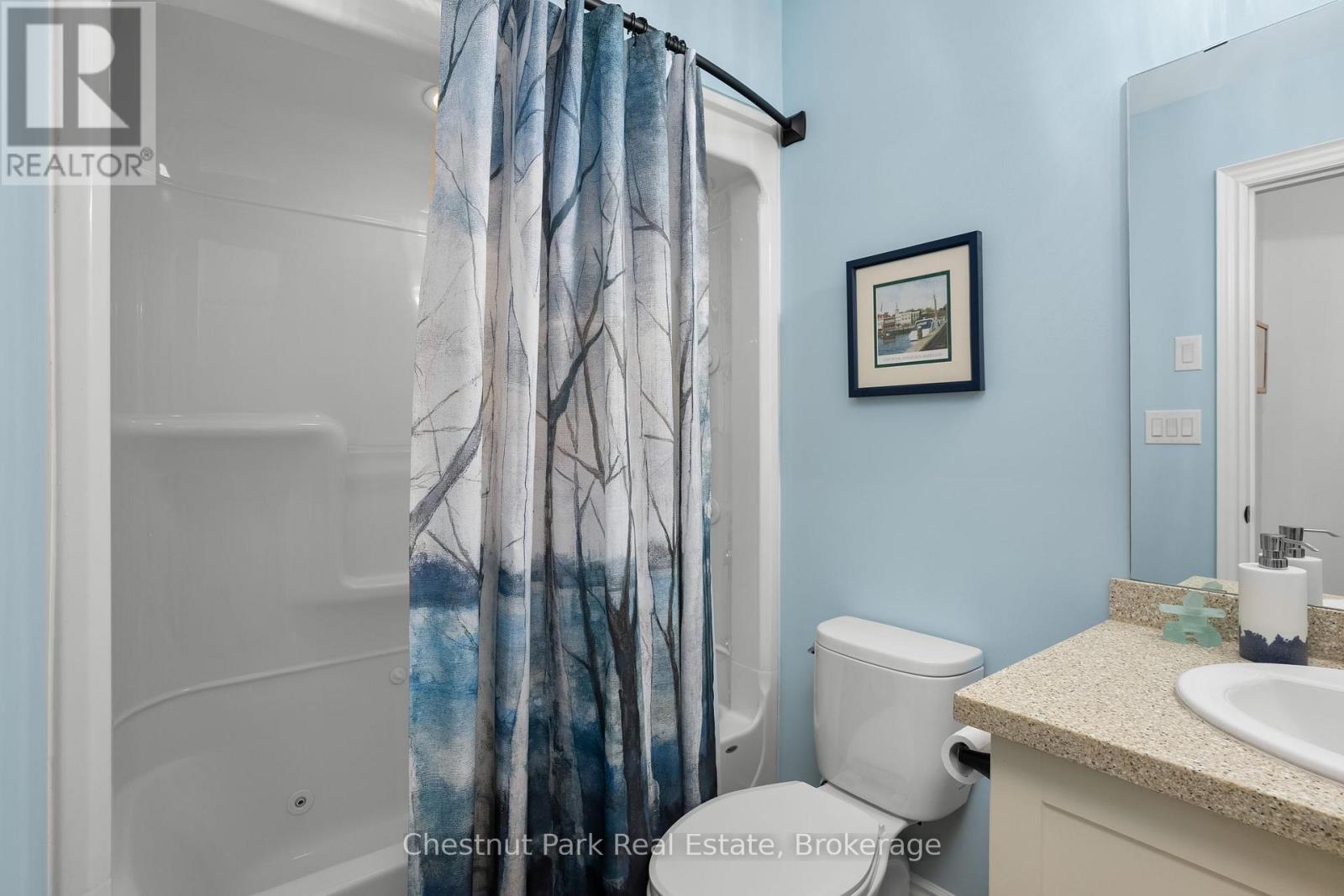 402 - 391B Manitoba Street, Bracebridge (Macaulay), ON - Indoor Photo Showing Bathroom