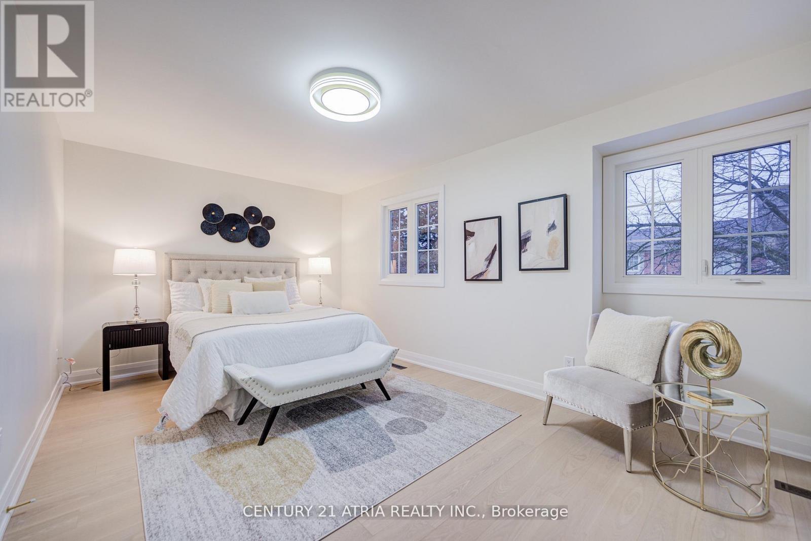 10 - 590 Sandhurst Circle, Toronto, ON - Indoor Photo Showing Bedroom