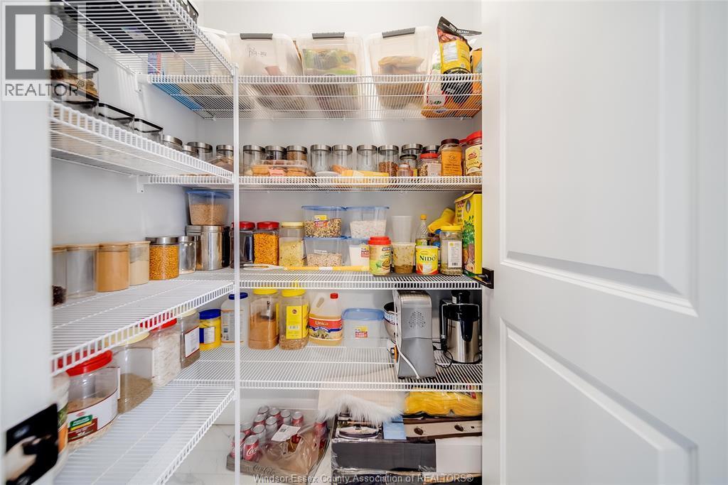 4433 Belmont, Comber, ON - Indoor