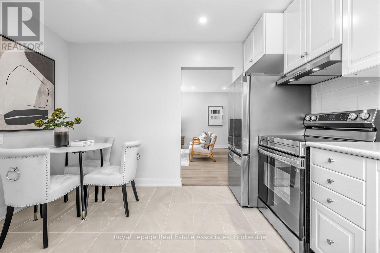 273 Bluegrass Boulevard, Richmond Hill, ON - Indoor