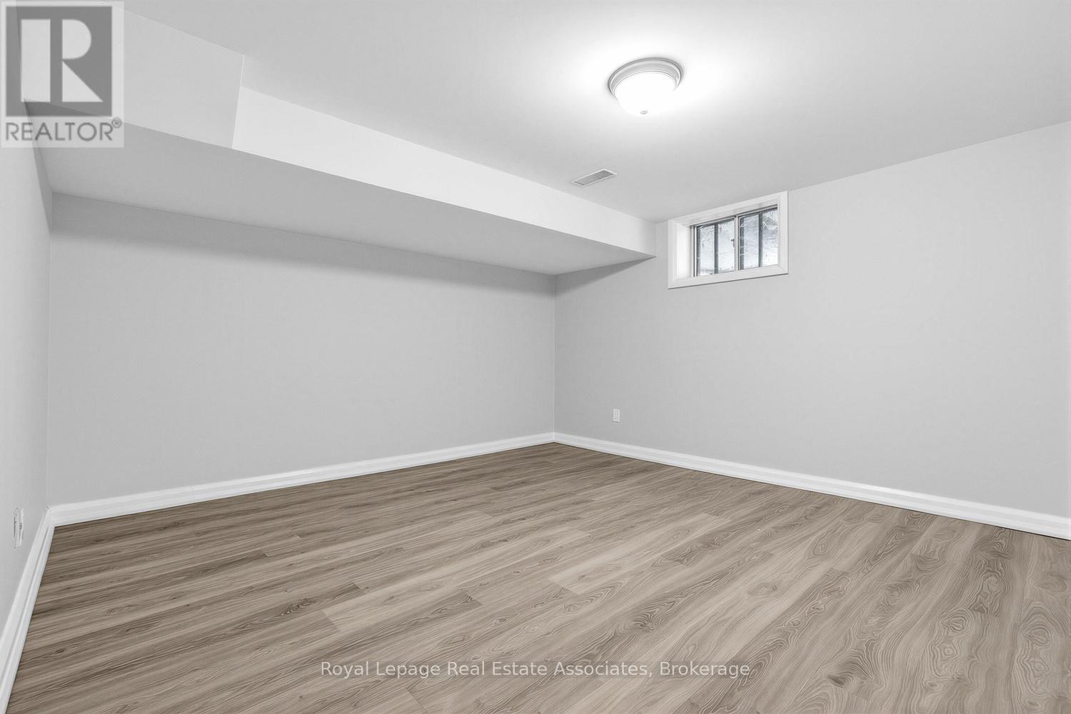 273 Bluegrass Boulevard, Richmond Hill, ON - Indoor Photo Showing Other Room