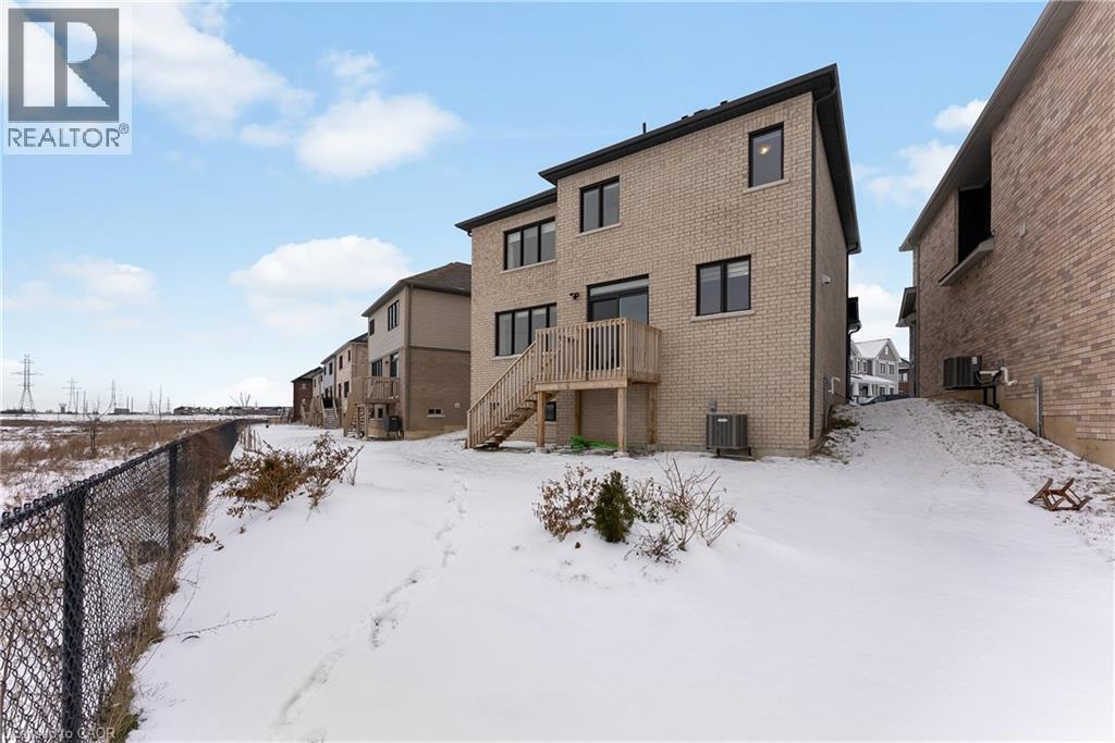 229 Vanilla Trail, Thorold, ON - Outdoor With Exterior