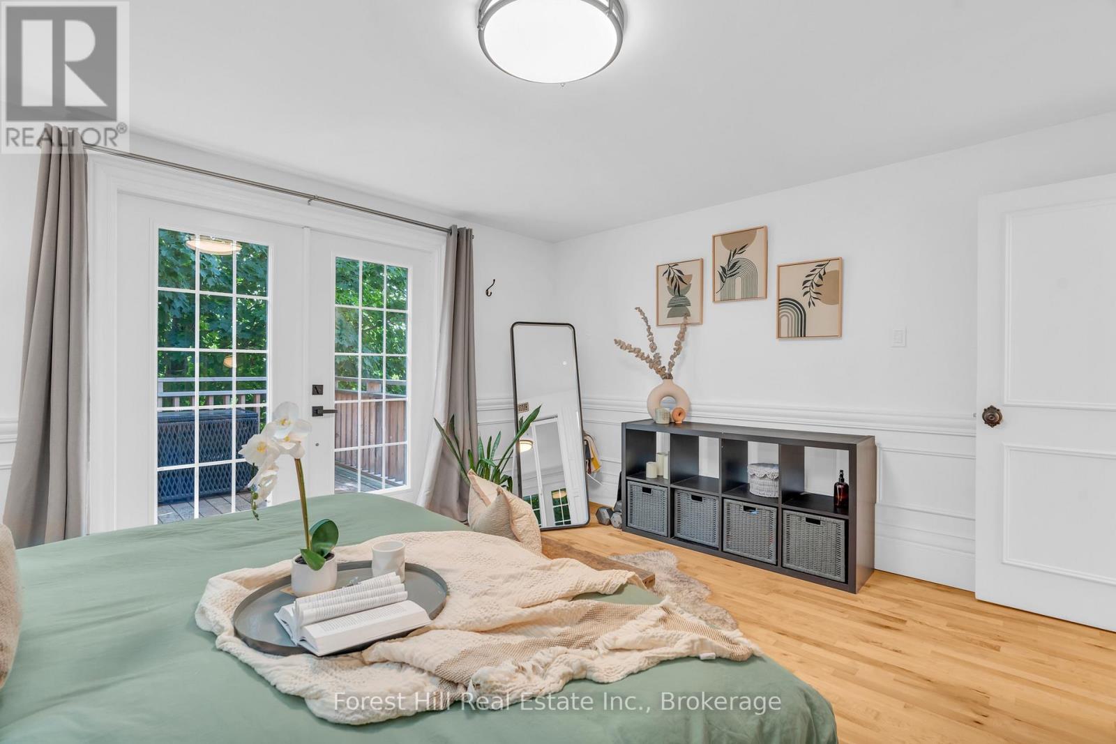 161 Herbert Street, Waterloo, ON - Indoor