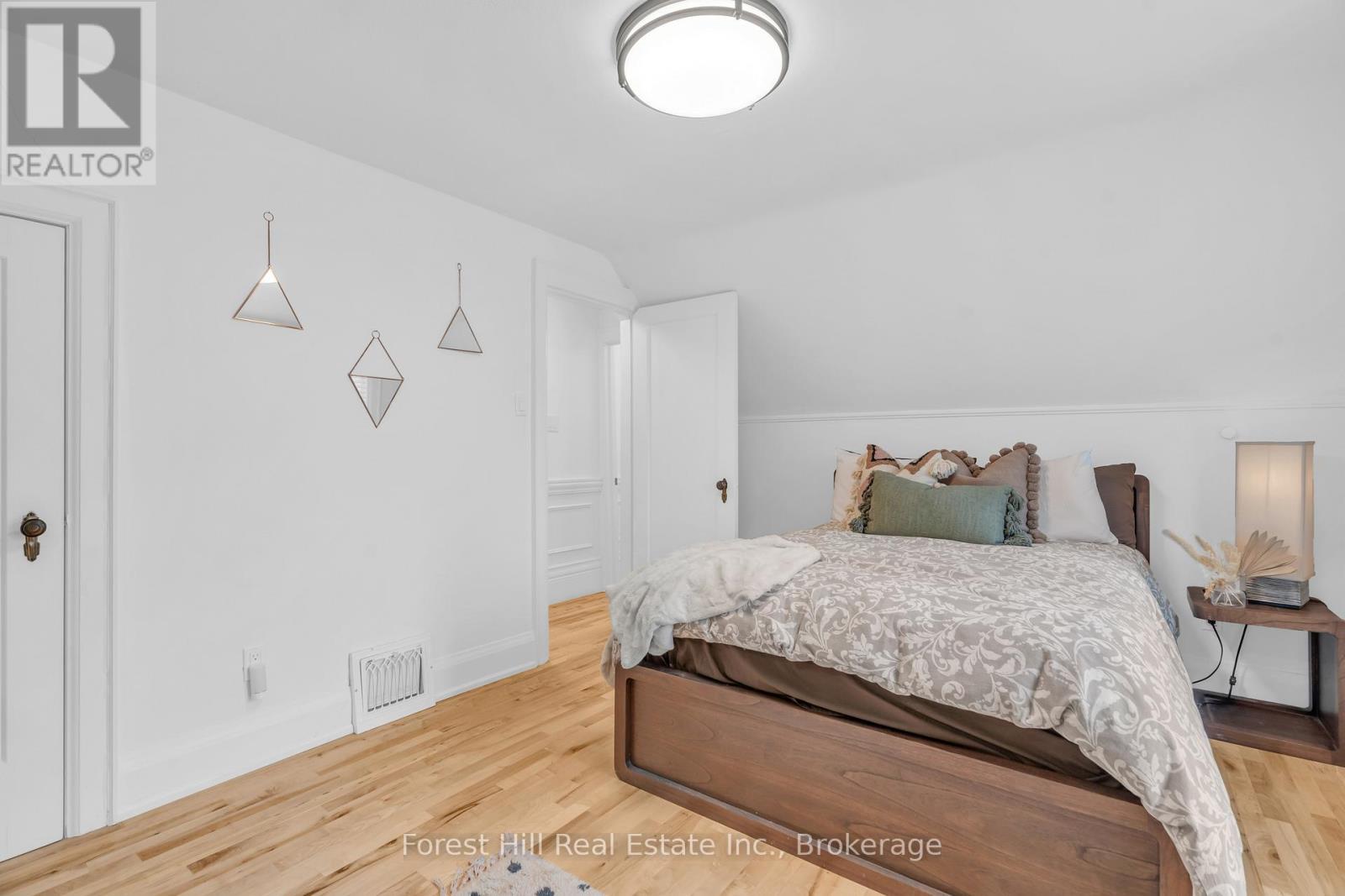 161 Herbert Street, Waterloo, ON - Indoor Photo Showing Bedroom