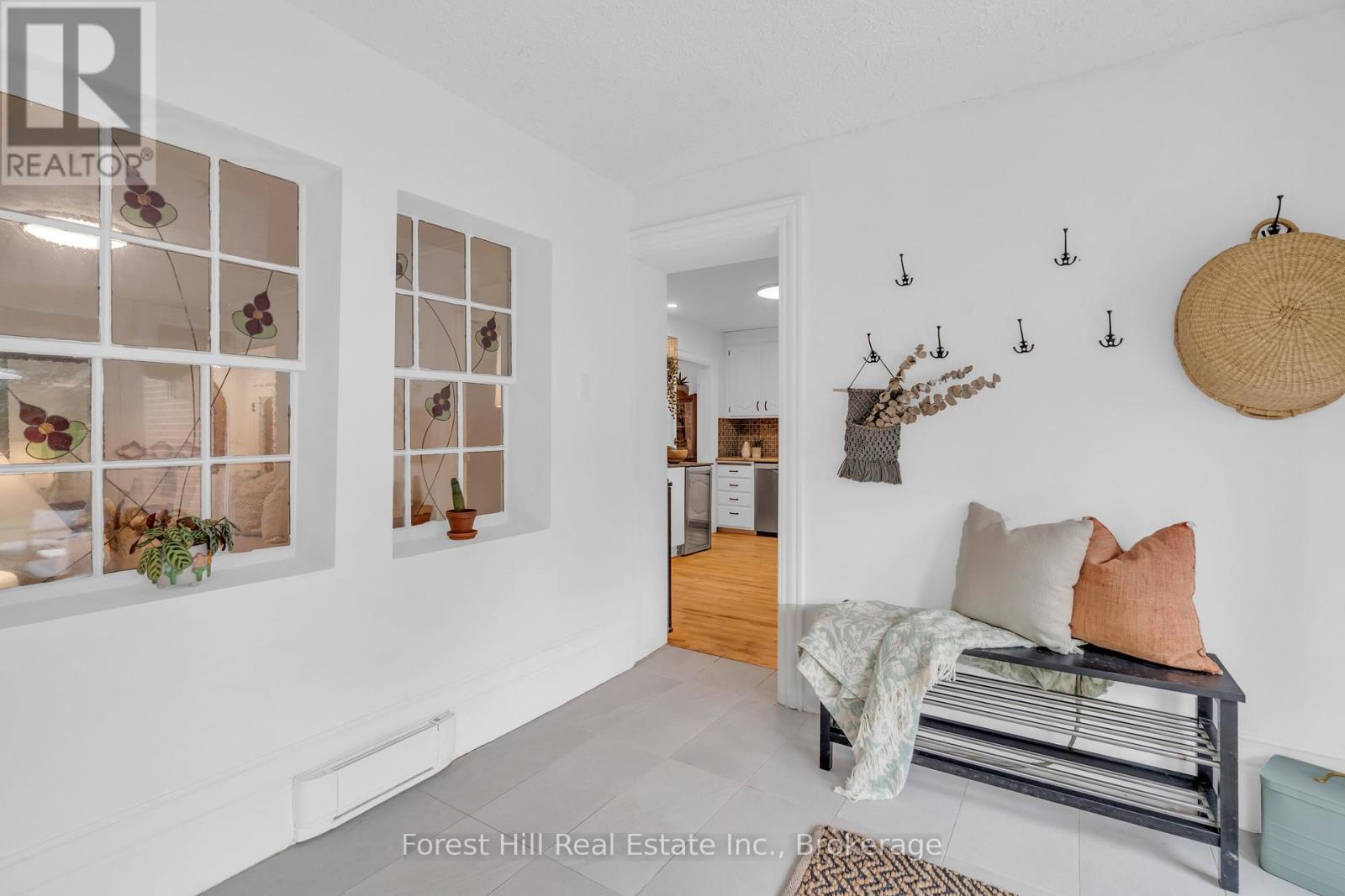 161 Herbert Street, Waterloo, ON - Indoor