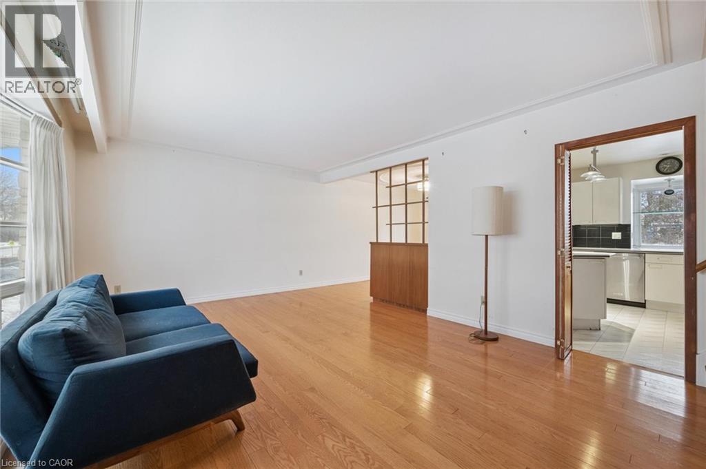 123 Lorraine Avenue, Kitchener, ON - Indoor