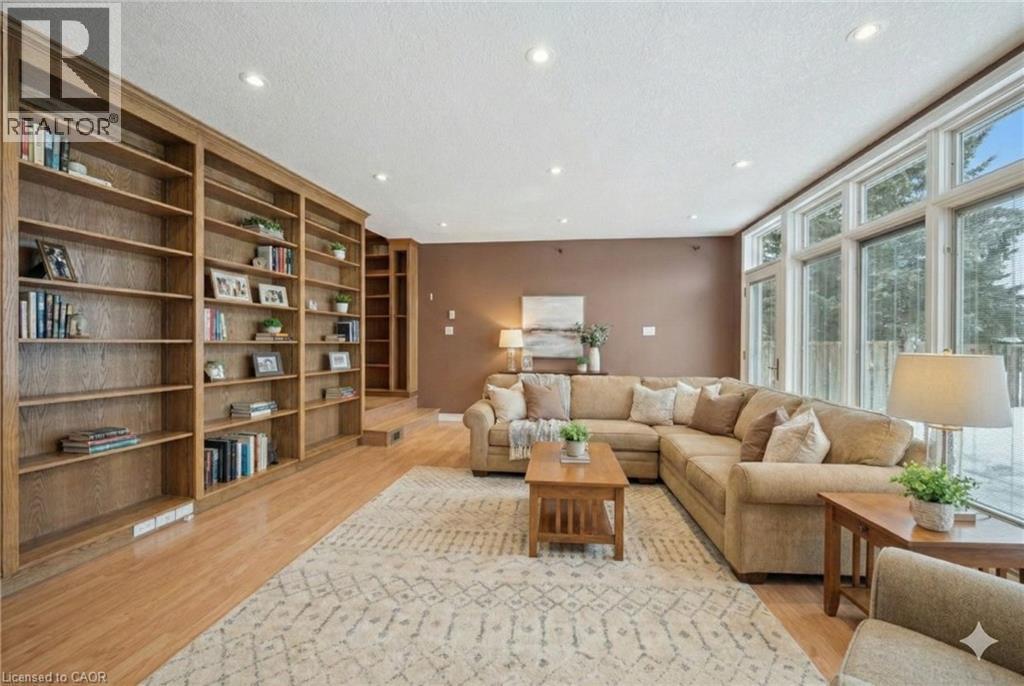 Virtually staged - 123 Lorraine Avenue, Kitchener, ON - Indoor Photo Showing Living Room