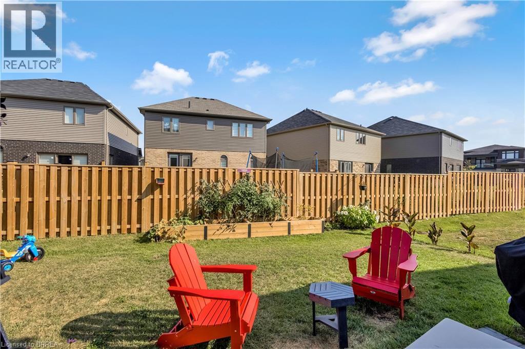 29 Bellhouse Avenue, Brantford, ON - Outdoor